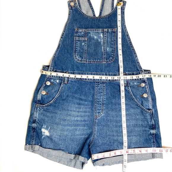 TOPSHOP Moto Denim Short Overalls - Picture 3 of 13